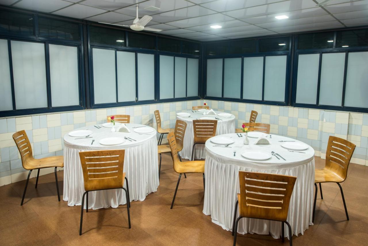 Hotel City Point Dadar Mumbai Exterior photo